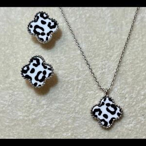 Park Lane Black and White Leopard Lana Necklace and Earring Set. NWT!